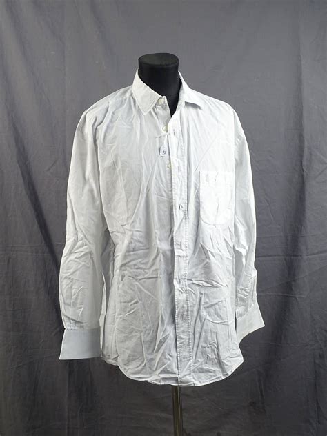 chemise yves saint laurent homme pas cher|Chemises Yves Saint Laurent pour Homme .